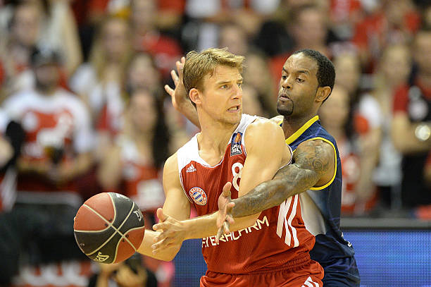 四支球队凭 四支球队凭